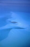 Crossing the Exuma Sound towards Normans Cay
