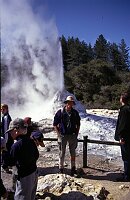 Lady Fox Geysir needs some starter to errupt