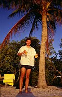 The Keys: Relaxing at the Taitiki Bar with light beer